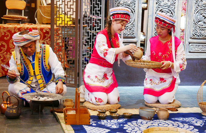 Three-course Tea of Bai People