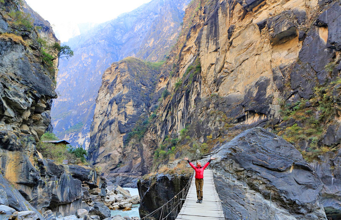 Hike at Tiger Leaping Gorge