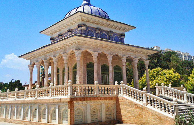 Amaniza Mausoleum